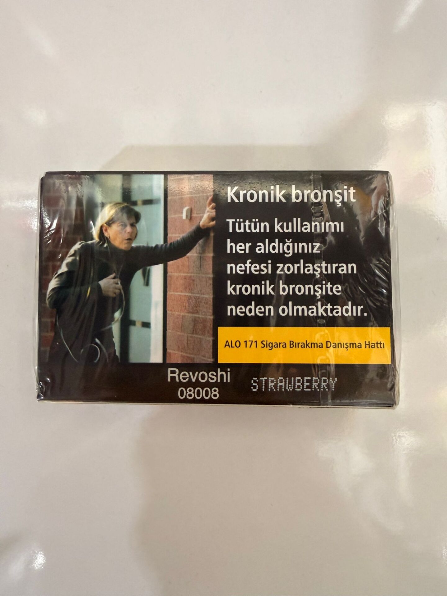 REVOSHİ STRAWBERRY AROMALI NARGİLE TÜTÜNÜ 25 GR